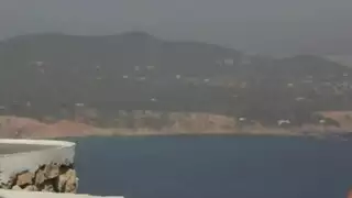 عاهرات الياقوت: جنس ثلاثي بين الأعراق