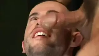 لحس ساخن بين بنات