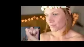 شقراء مغرية تقدم مؤخرتها الضيقة لرئيسها مقابل خدمة إباحية