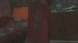 متعة مؤلمة: كس الشرموطة المصرية يُدَق حتى تبلغ الذروة