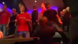 الشريك المسيطر يعلم الشاب الأسود ملذات الجنس الخشن