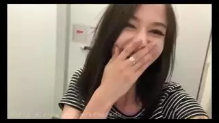شاب موشوم يملأ الكس الآسيوي بالسائل المنوي