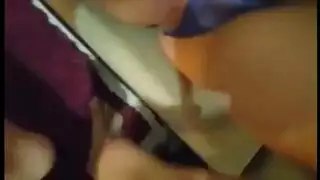 معالجة شبقية تعطي عميلاً بريطانياً مصاً وجماعاً شرجياً إباحياً