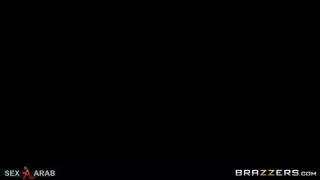 أفلام مدبلجة إباحية: أستنشق فرجها الحلو