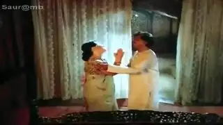 أثينا مون وفاليري ريكو في جلسة ثنائية أمام الموقد