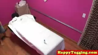 بنات ساخنات يلعبن بمفردهن في الإباحية