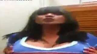 احتفال جنسي إباحي على واتساب: نزول سوائل ووضعيات متعددة