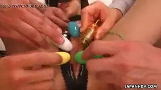 مشاهد فعل صريح للعضو الذكري والأنثوي في الكرتون