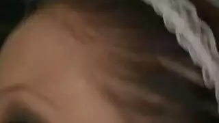 عندما أبدأ الفتاة بالصراخ