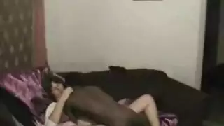 أرنبة الثلج تأخذ بي بي سي في رحلة تزلج برية