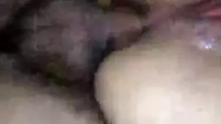 تدليك سامية العاري يتحول إلى جماع جماعي مكثف