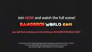 كبير الثدي الأبنوس وقحة جيسيكا عميد في جوارب حلم حول استخدام رود عاهرة العملاقة