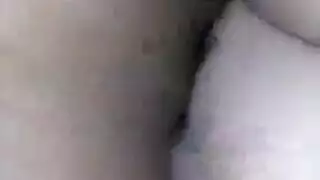 حصلت فتاة الأبنوس على تدليك لطيف في كشك التدليك في صالون التدليك الخاص بها ، وانتهى الأمر بممارسة الجنس