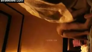 زوجة أبي تغش لذا أنا أمارس الجنس معها